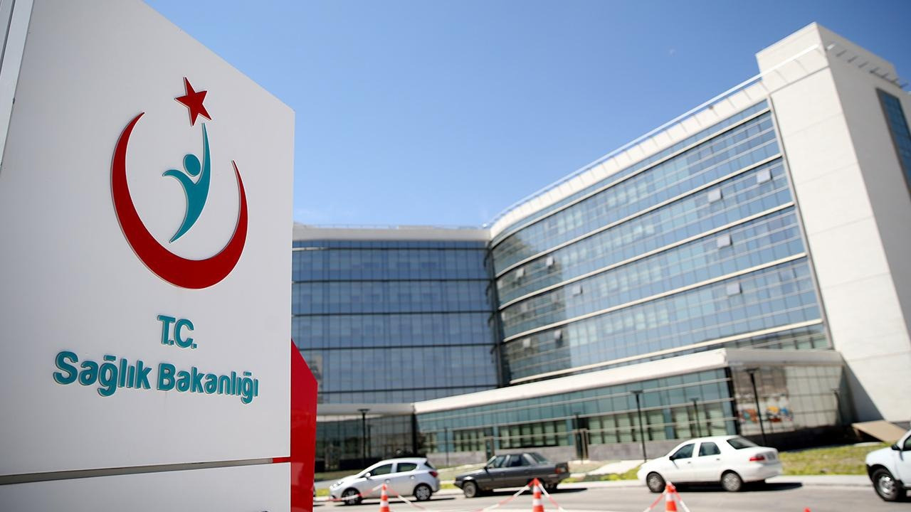 Ankara’da eczane ve ecza depolarına sıkı ilaç denetimi: 81 ilde devam edecek